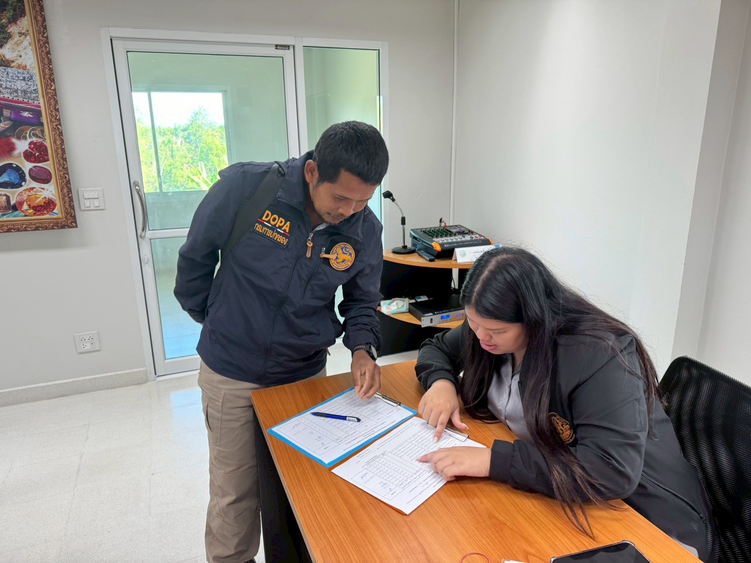 title - ส.ป.ก.จันทบุรี จัด﻿ฝึกอบรมโครงการพัฒนาผู้แทนเกษตรกร กิจกรรมพัฒนาผู้แทนเกษตรกรในเขตปฏิรูปที่ดิน ปีงบประมาณ พ.ศ. 2569 หลักสูตร การเพิ่มทักษะและเพิ่มประสิทธิภาพการดำเนินงานอาสาสมัครปฏิรูปที่ดินเพื่อเกษตรกรรม (อสปก.) โดยจัดฝึกอบรมผ่านทางระบบอิเล็กทรอนิกส์ โปรแกรม Zoom meeting 